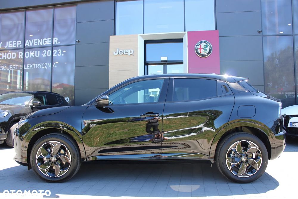 Alfa Romeo Junior 1.2 mHEV Ibrida Q4 eDCT - 2