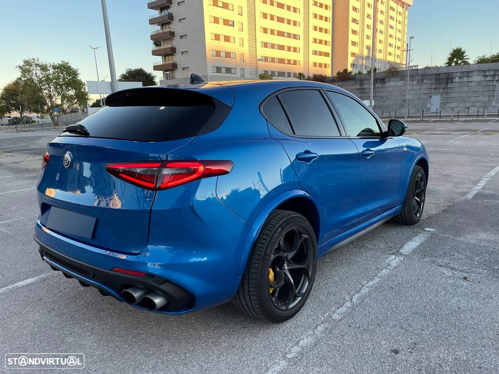 Alfa Romeo Stelvio V6 2.9 Bi-Turbo AT8-Q4 Quadrifoglio - 8