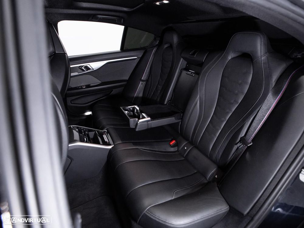 BMW 840 Gran Coupé - 12