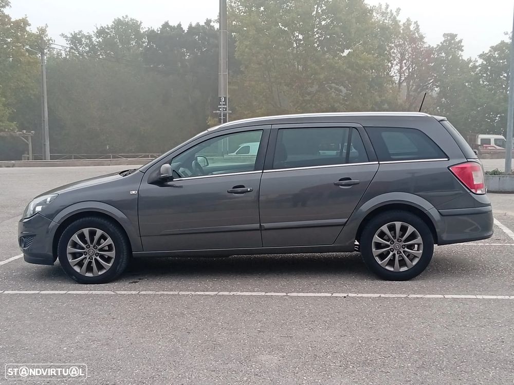 Opel Astra 1.7 CDTi Cosmo ecoFLEX - 1