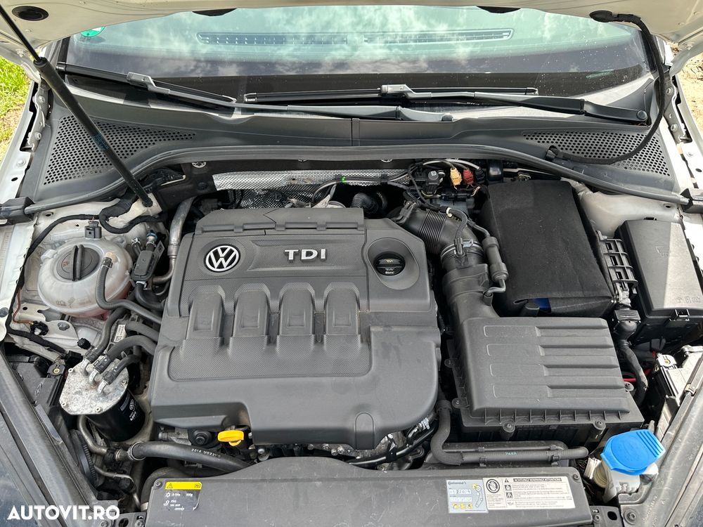 Volkswagen Golf GTD 2.0 TDI SCR DSG - 12