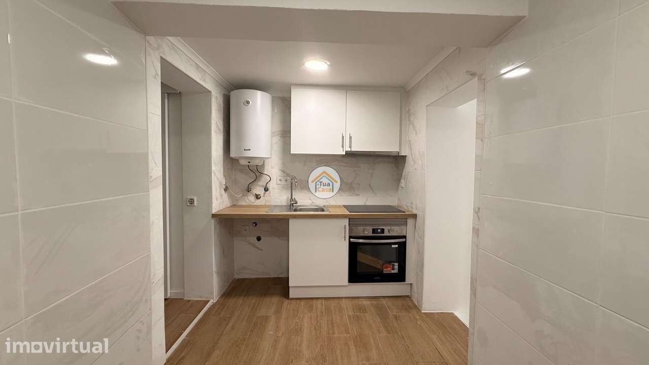 Moradia T2 Totalmente Renovada em Quelfes | Escolha os Acabamentos | E - Grande imagem: 5/22