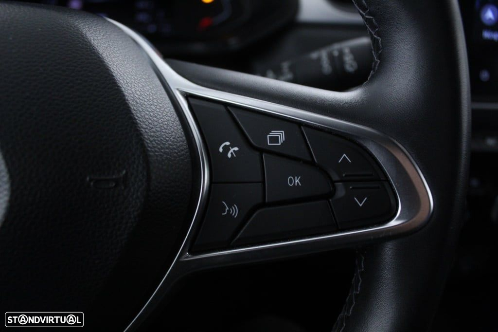 Renault Captur 1.0 TCe Techno - 23