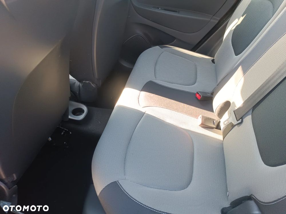 Renault Captur 0.9 Energy TCe Intens EU6 - 7
