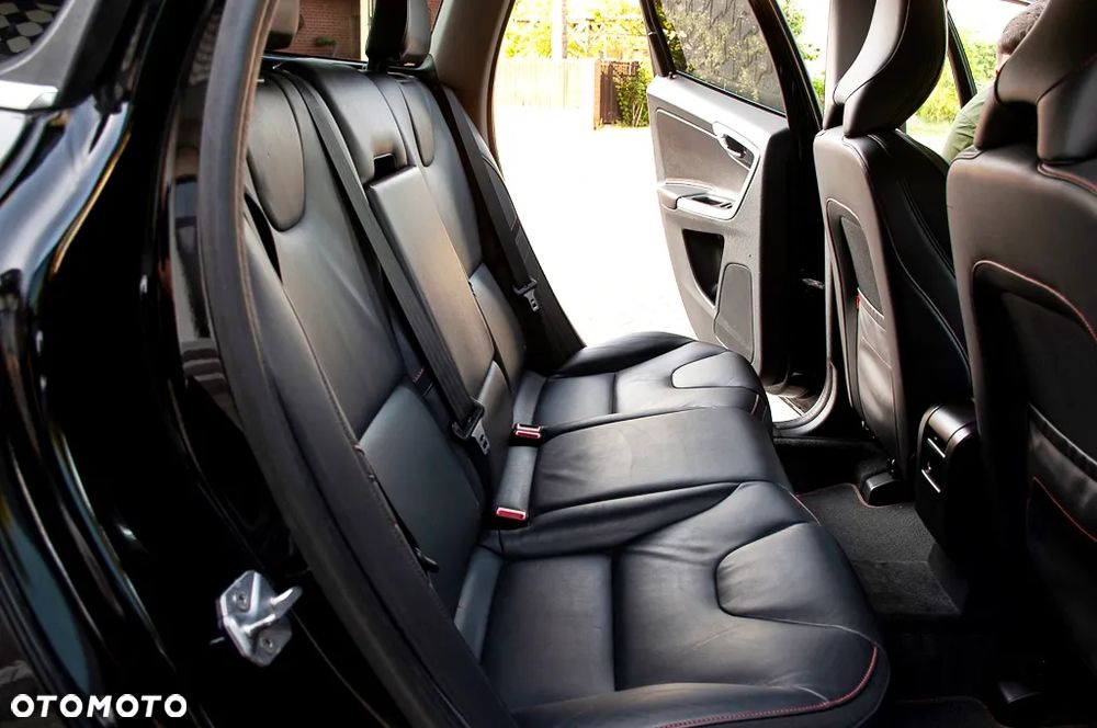 Volvo XC 60 D3 Geartronic Ocean Race - 39
