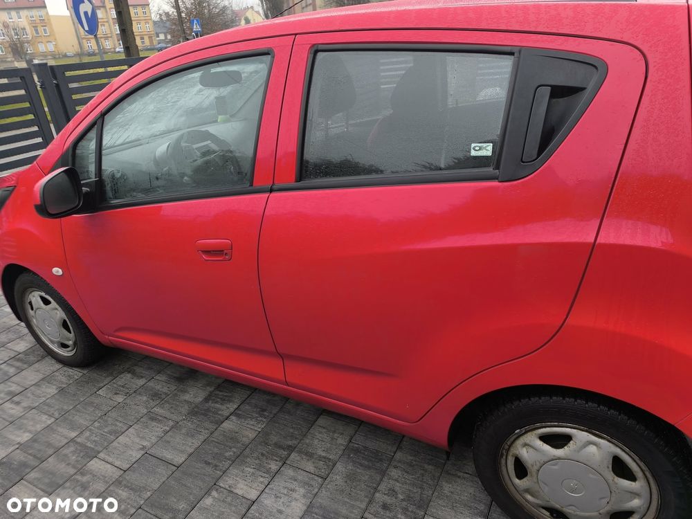 Chevrolet Spark 1.0 + - 3