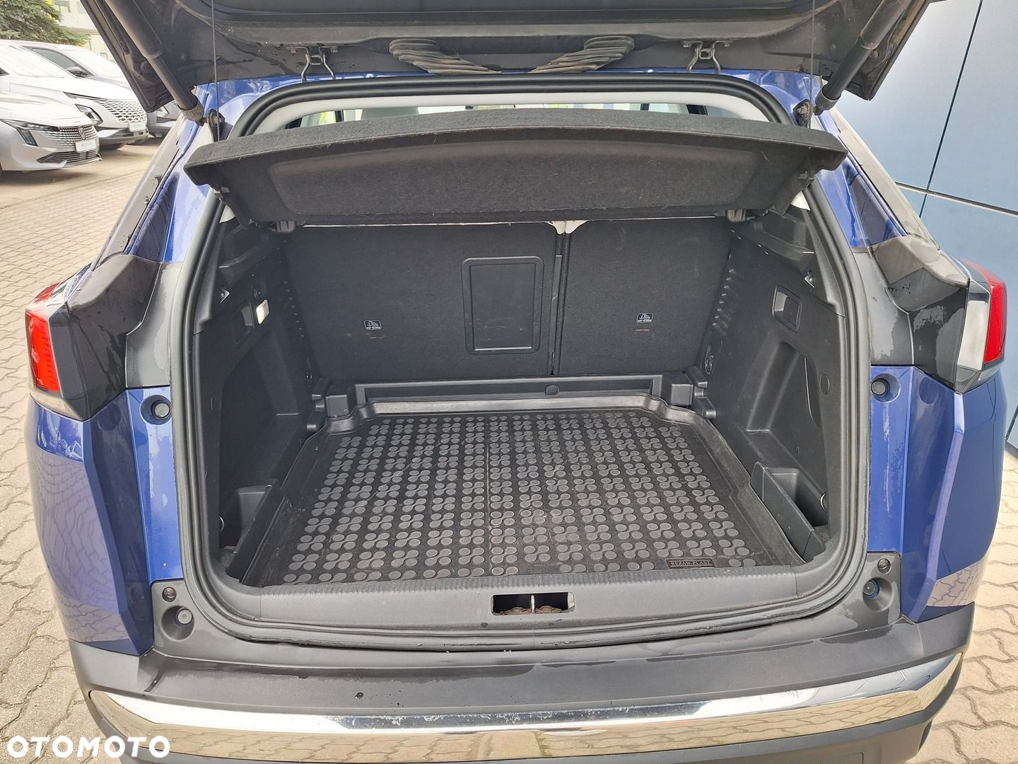 Peugeot 3008 2.0 BlueHDi Allure S&S - 31
