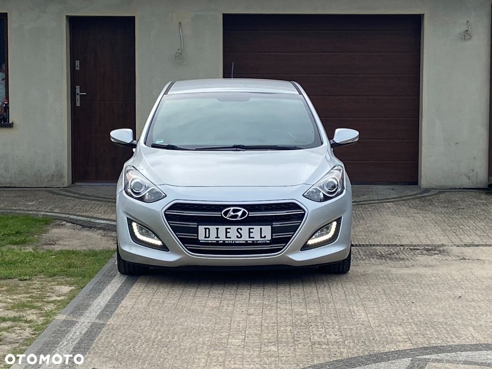 Hyundai i30 blue 1.6 CRDi DCT Passion - 11