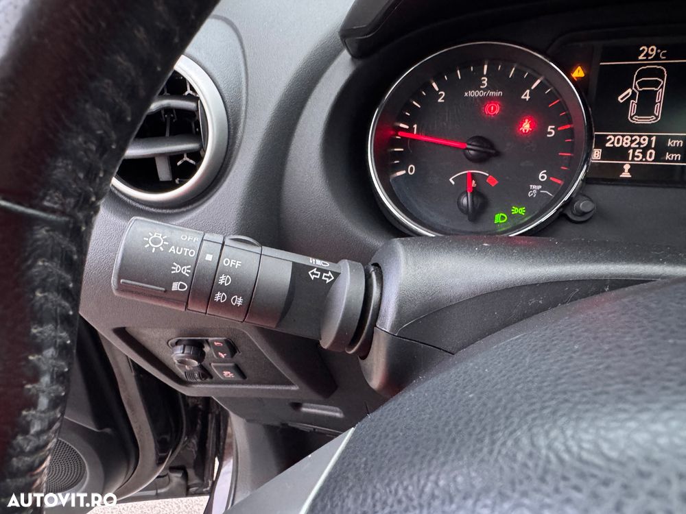 Nissan Qashqai+2 - 19