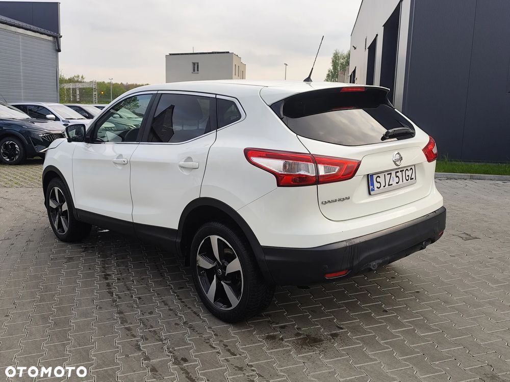 Nissan Qashqai 1.6 DIG-T N-Tec - 4