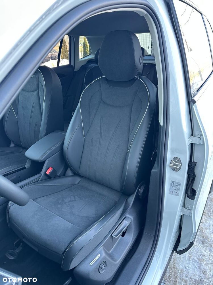 Volkswagen Tiguan - 14