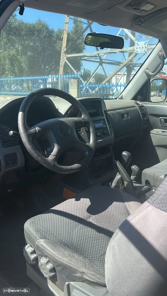 Mitsubishi Pajero 3.2 DI-D GLS ABS - 4