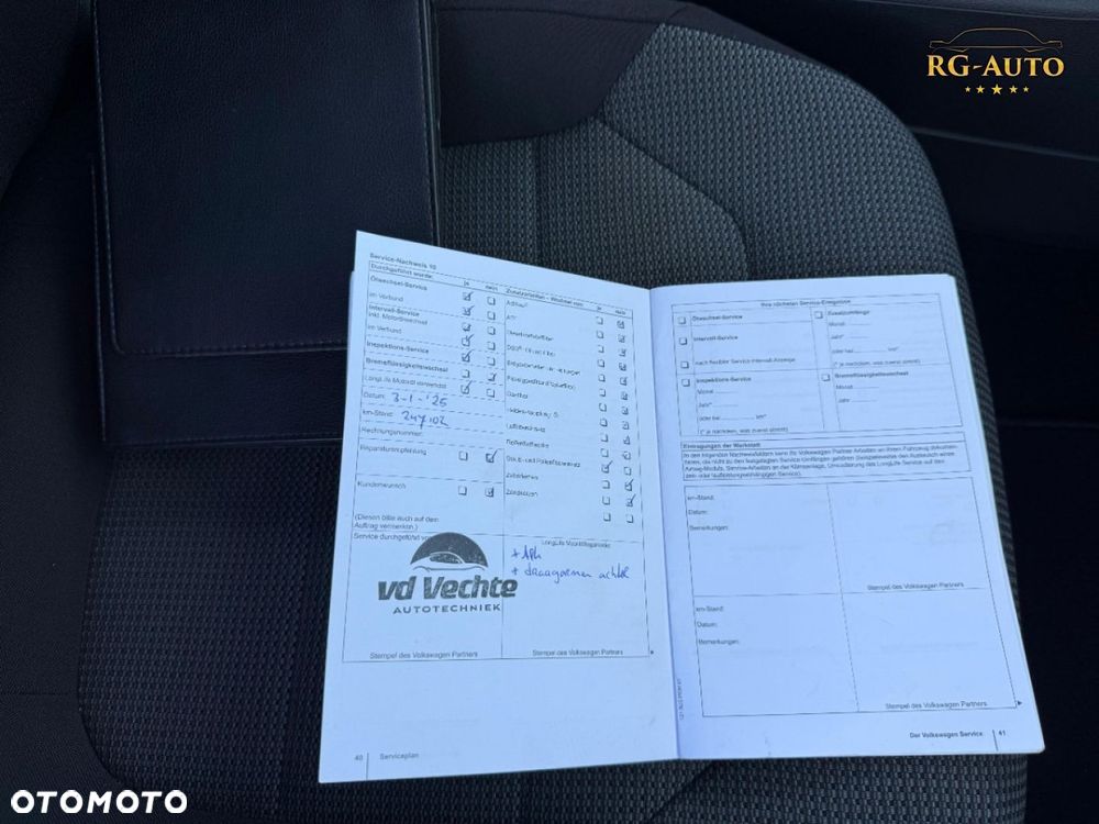 Volkswagen Passat - 25