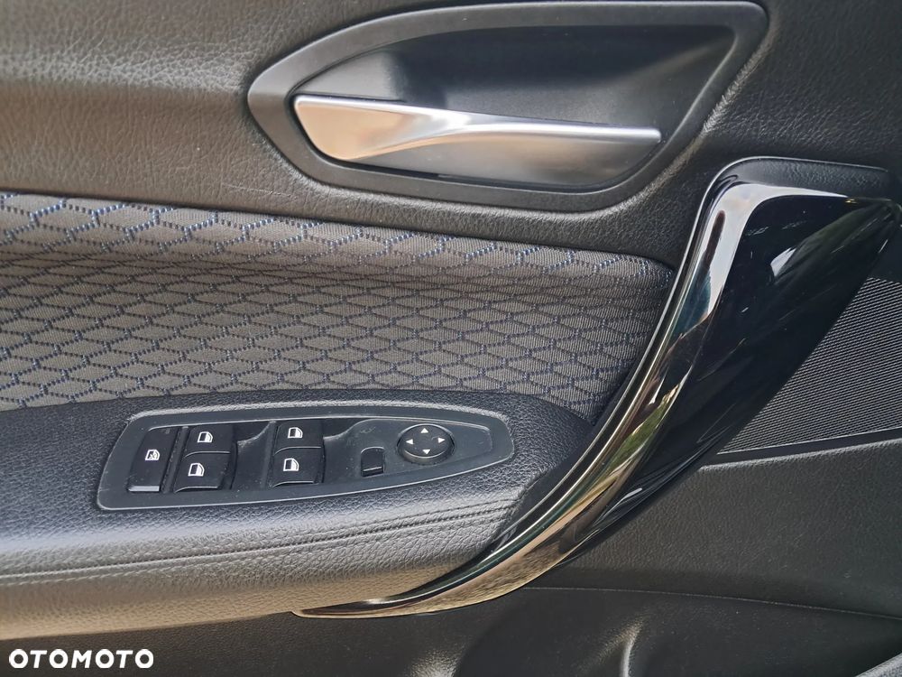 BMW Seria 1 - 17