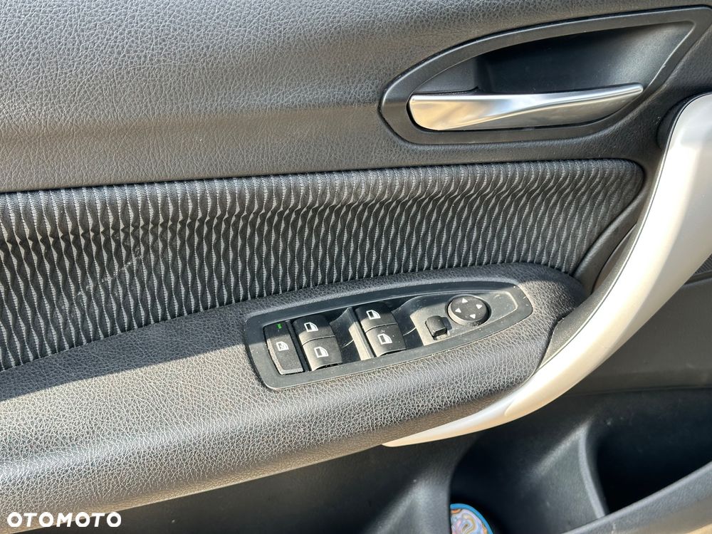 BMW Seria 1 116i - 9
