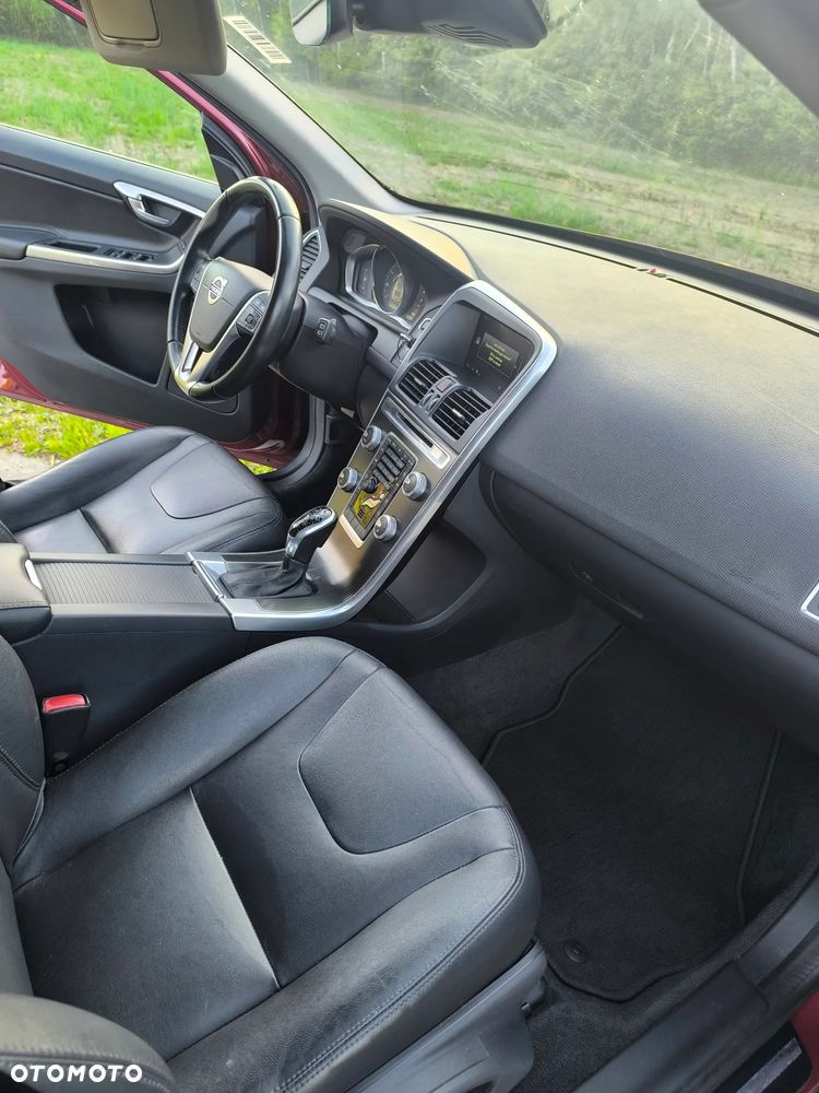 Volvo XC 60 T5 AWD Geartronic Momentum - 15