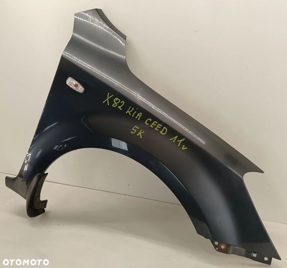 błotnik prawy przód przedni  KIA CEED 07-12 5K - 2