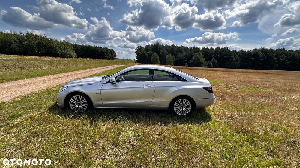 Mercedes-Benz Klasa E - 22