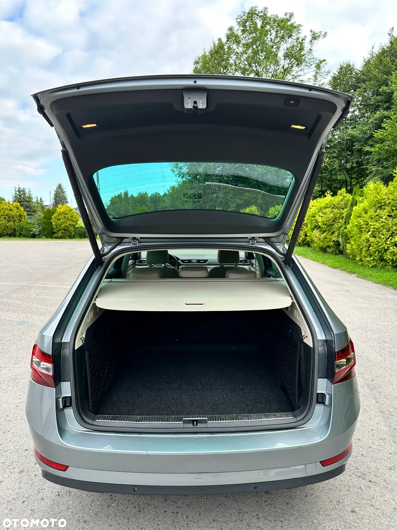 Skoda Superb 2.0 TDI Style DSG - 19