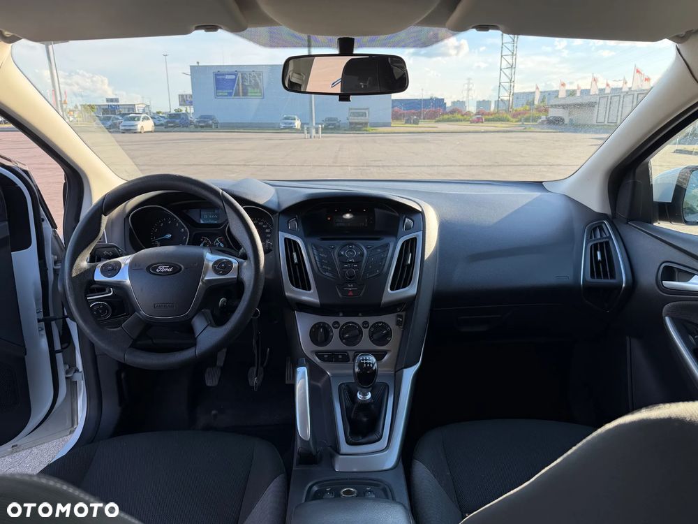 Ford Focus - 12