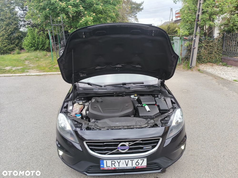 Volvo V40 D4 Drive-E R-Design Summum - 40