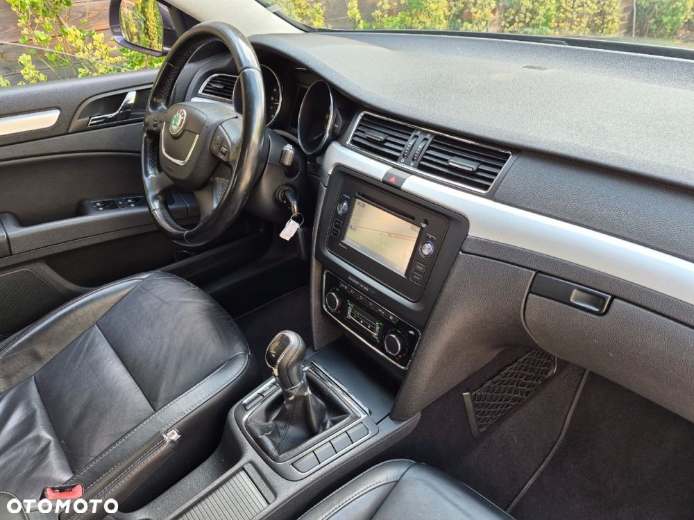 Skoda Superb - 19