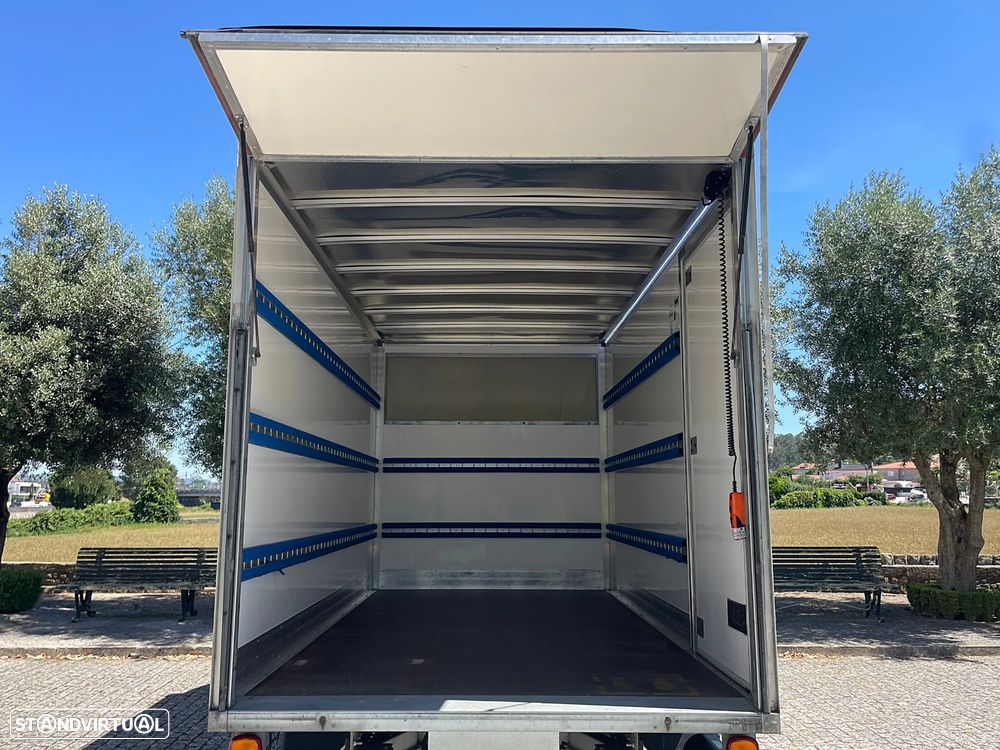 VW Crafter 2.0 TDI Contentor + Plataforma Elevatória - 18