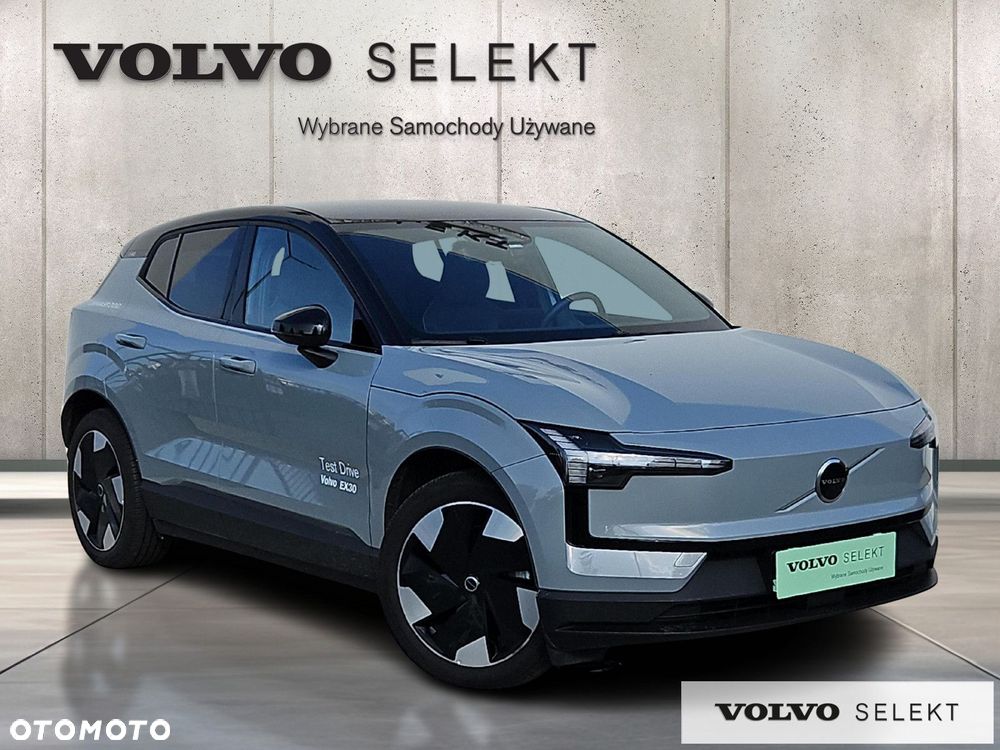 Volvo EX30 69kWh Twin Motor Plus - 8