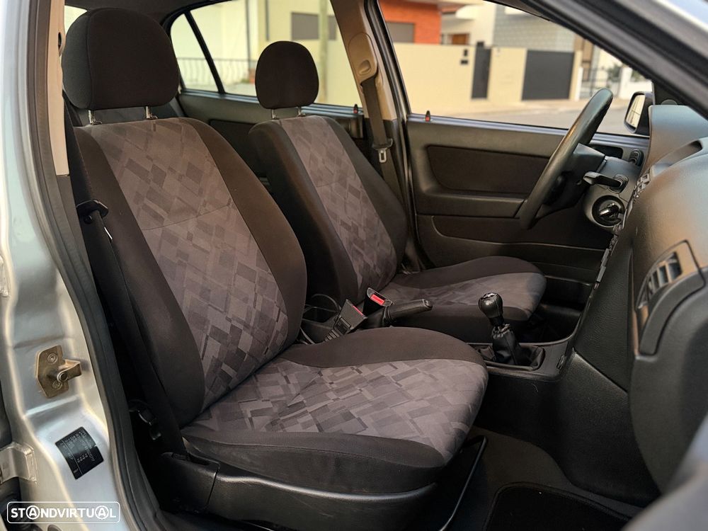 Opel Astra 1.2 Club - 11