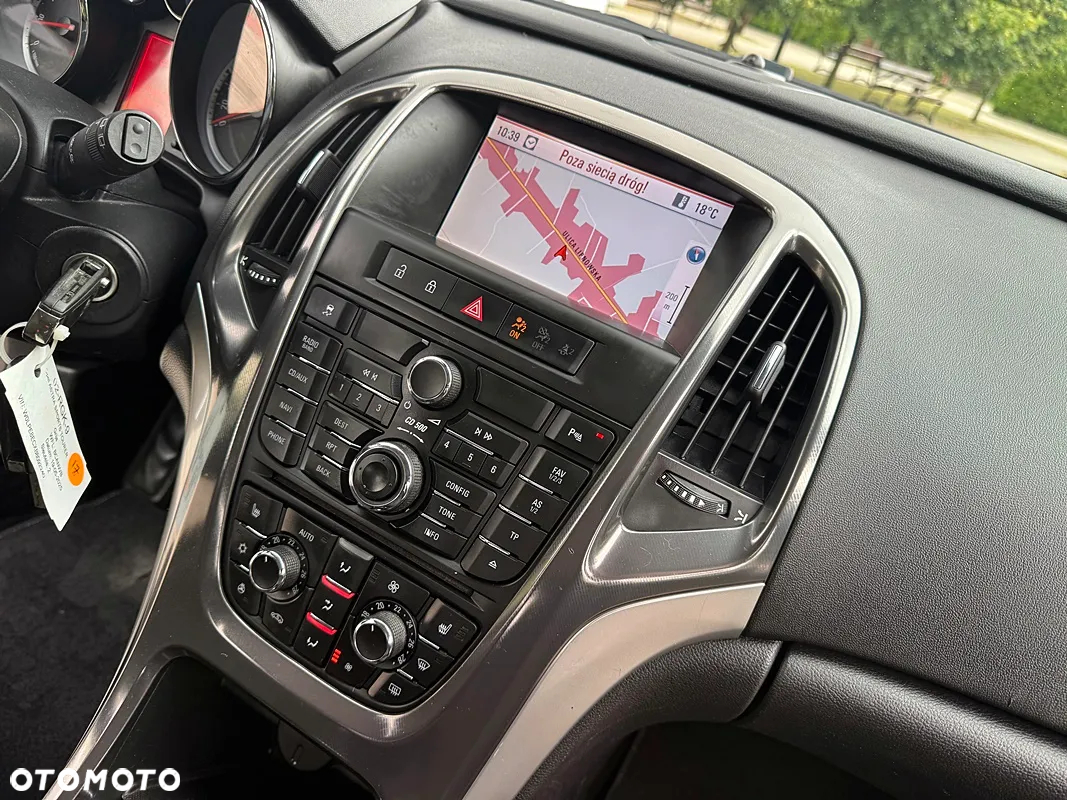 Opel Astra 1.4 Turbo Cosmo - 19