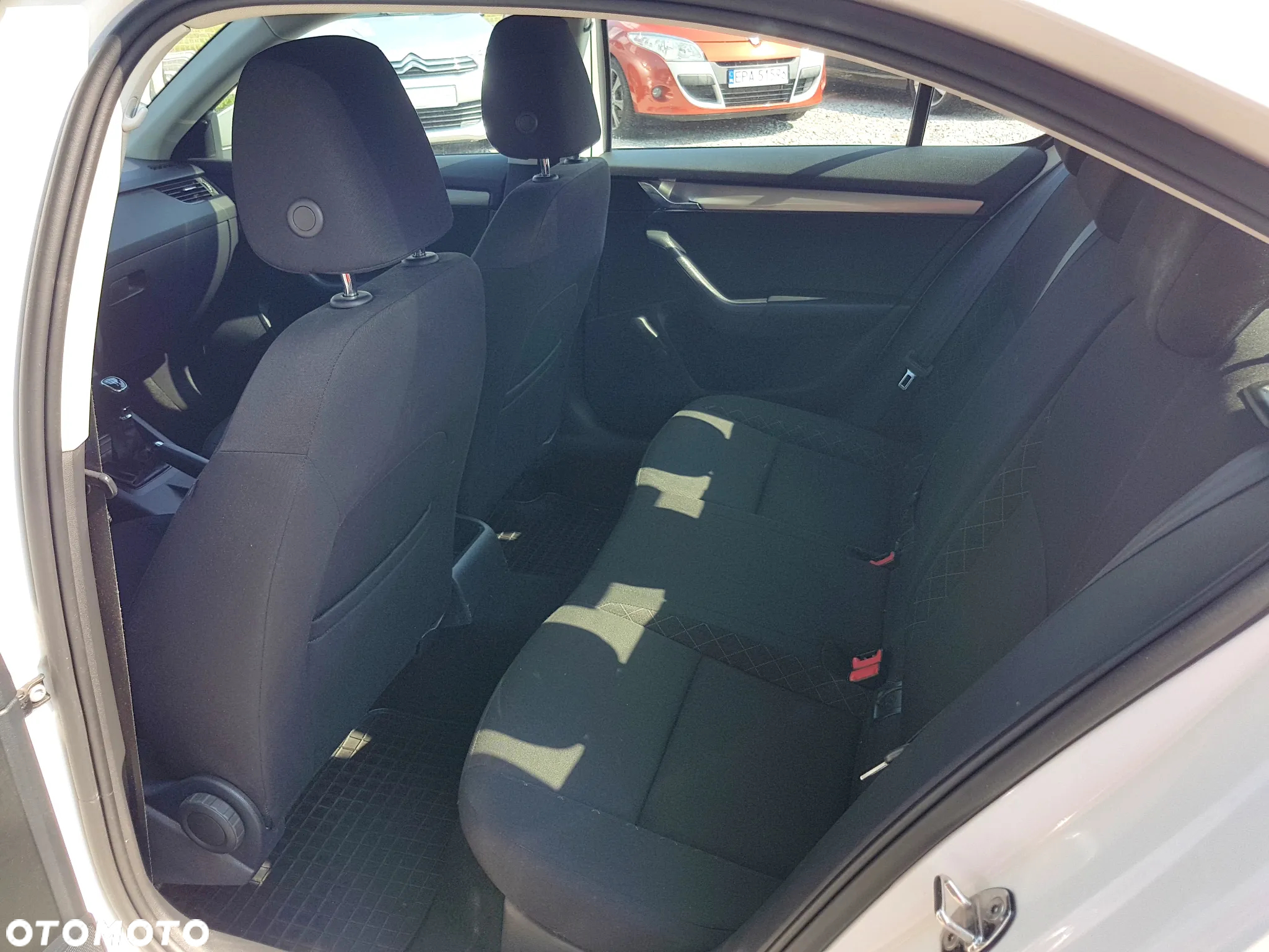 Skoda Octavia 1.6 TDI Active - 11