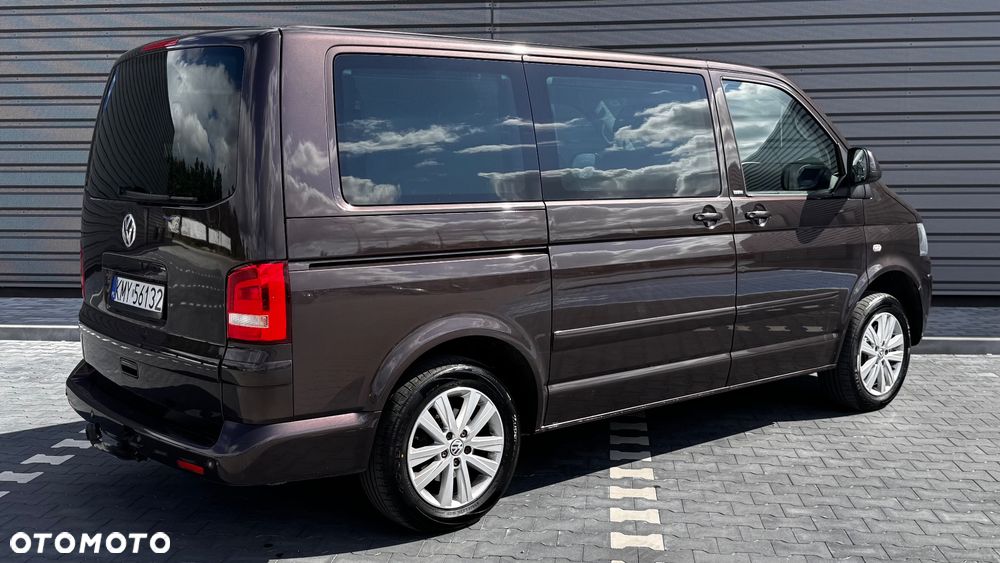 Volkswagen Multivan - 11