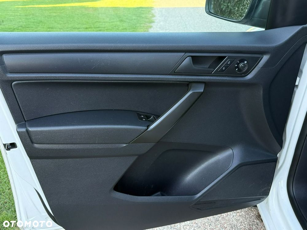 Volkswagen Caddy - 16