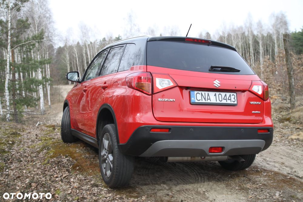 Suzuki Vitara 1.6 DDiS (4x4) Allgrip TCSS Comfort+ - 4