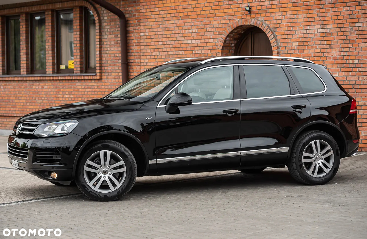 Volkswagen Touareg 3.0 V6 TDI BMT R-Style - 11