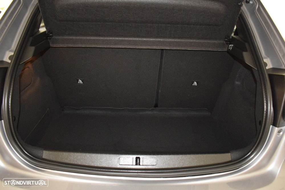 Peugeot e-208 50 kWh Allure - 6