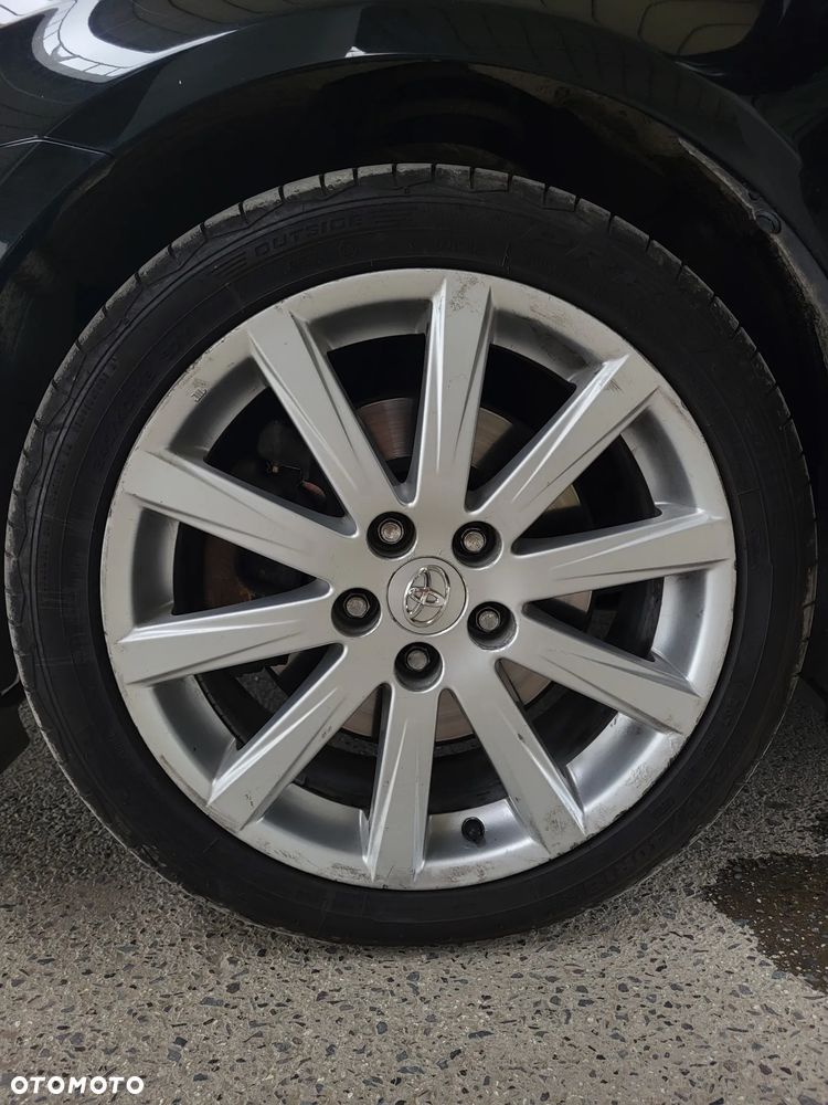 Toyota Avensis 2.2 D-4D Prestige NAVI - 6