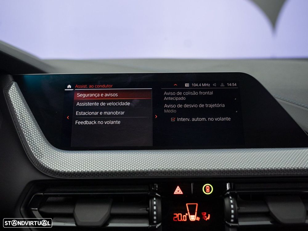 BMW 116 d Pack Desportivo M - 32