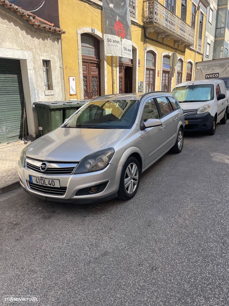 Opel Astra 1.3 CDTI Cosmo - 1