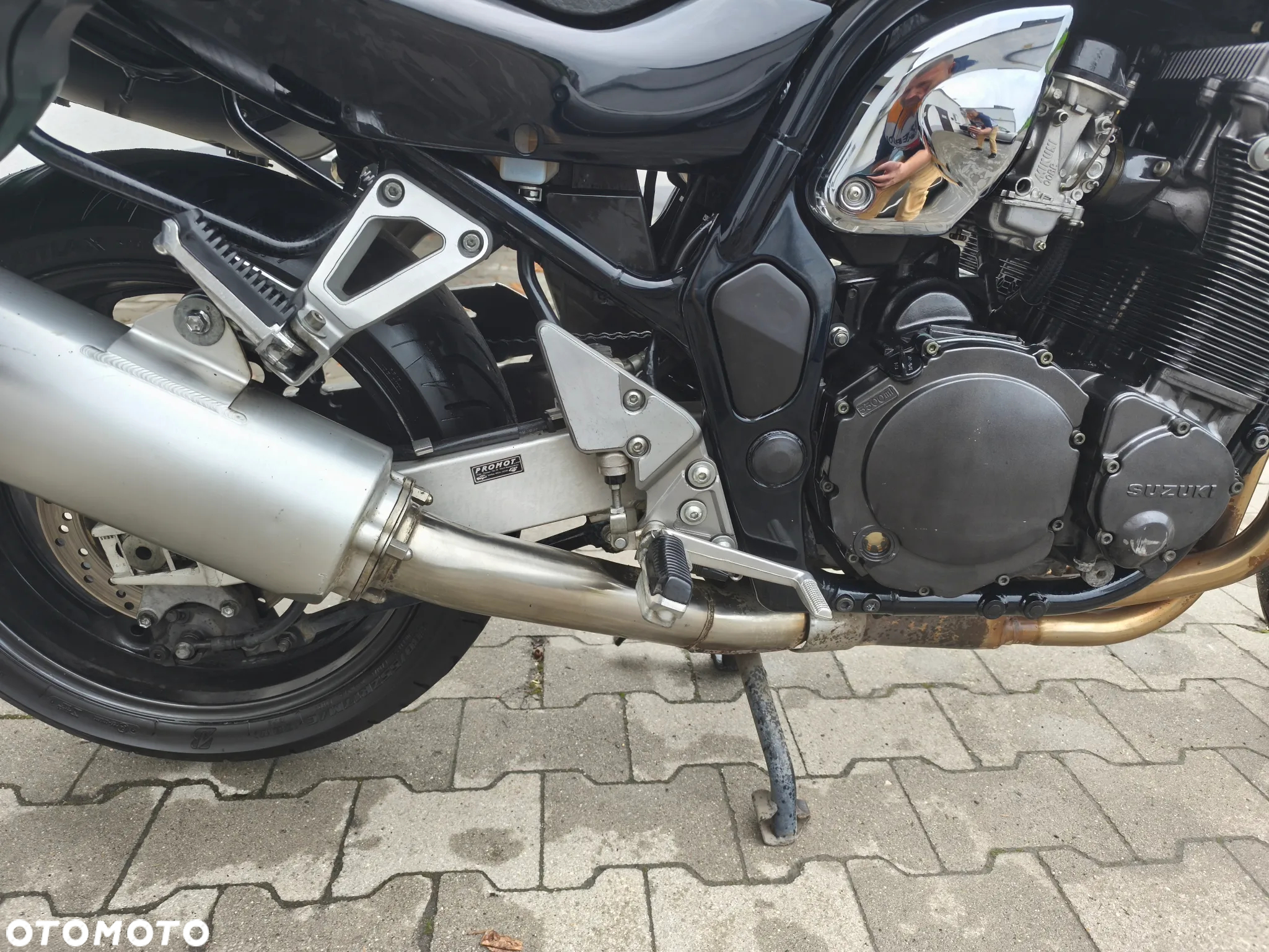 Suzuki Bandit - 23