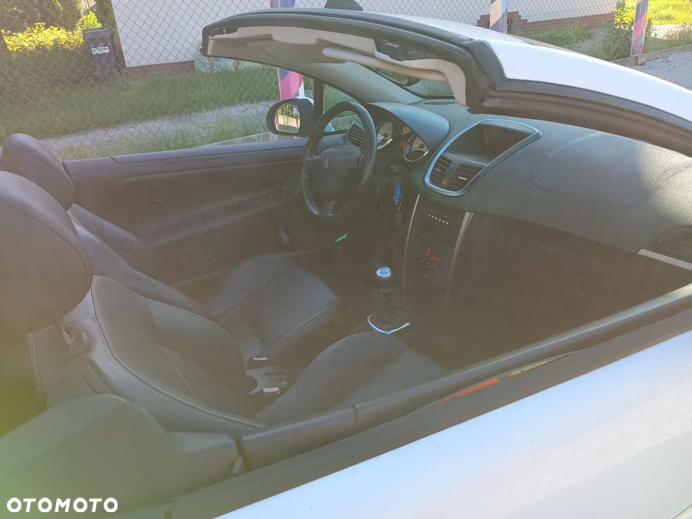 Peugeot 207 CC 155 THP Allure - 16