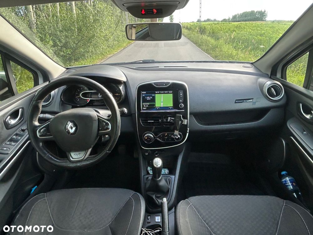 Renault Clio - 7