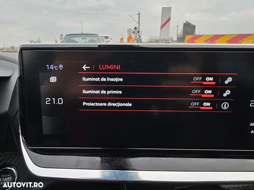 Peugeot 2008 1.2 PureTech EAT8 STT GT - 38