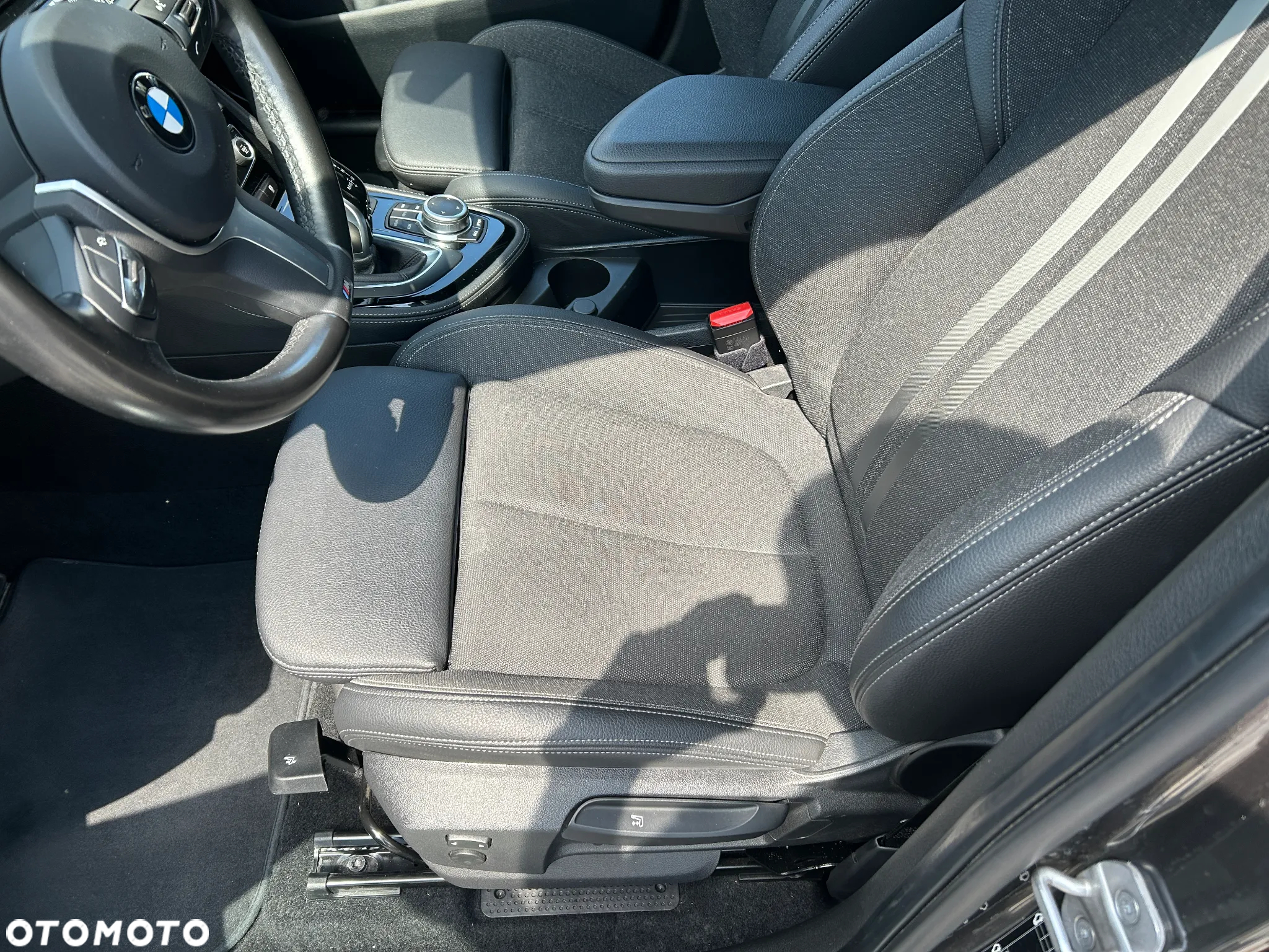 BMW Seria 2 218i GT M Sport - 27