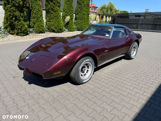 Chevrolet Corvette - 28