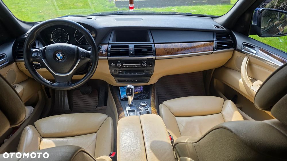 BMW X5 xDrive35d - 8