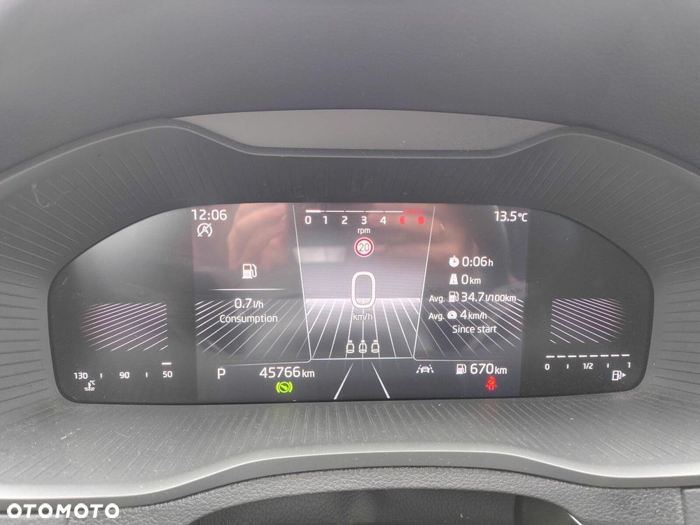 Skoda Karoq 1.5 TSI ACT Selection DSG - 18