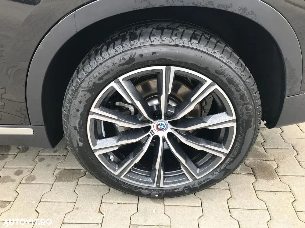 BMW X5 xDrive30d - 12