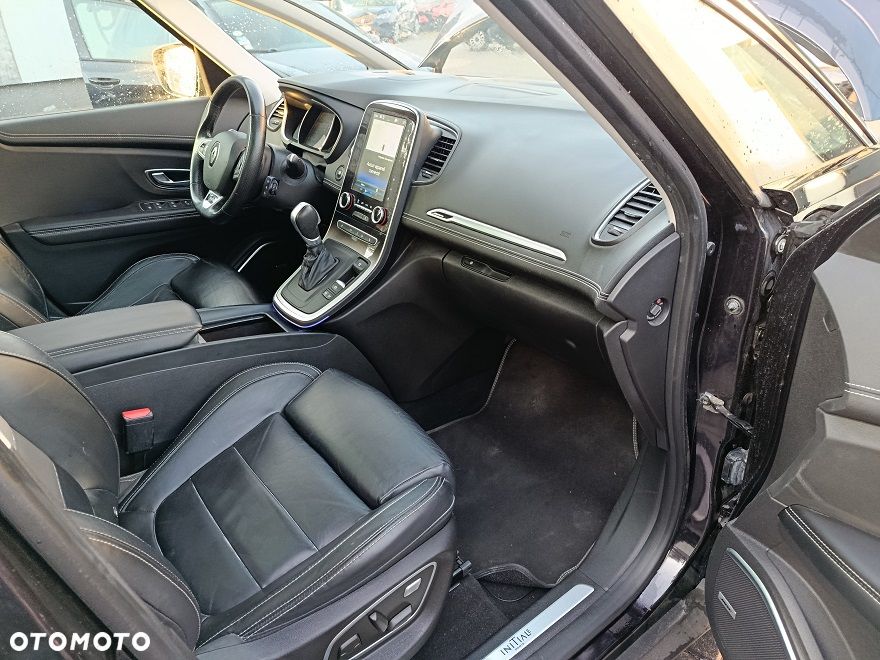 Renault Grand Scenic - 13