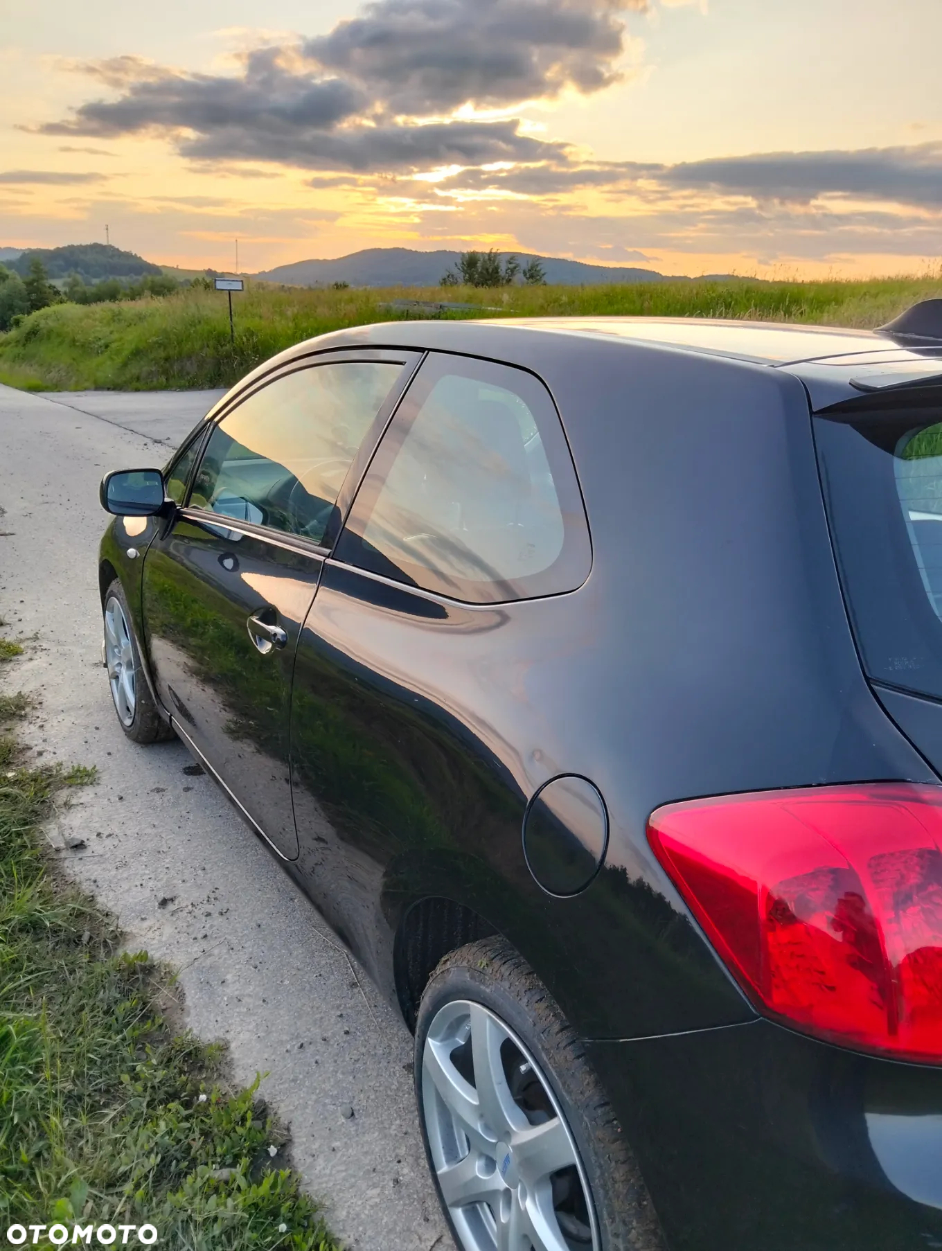 Toyota Auris 1.6 VVT-i Terra - 10